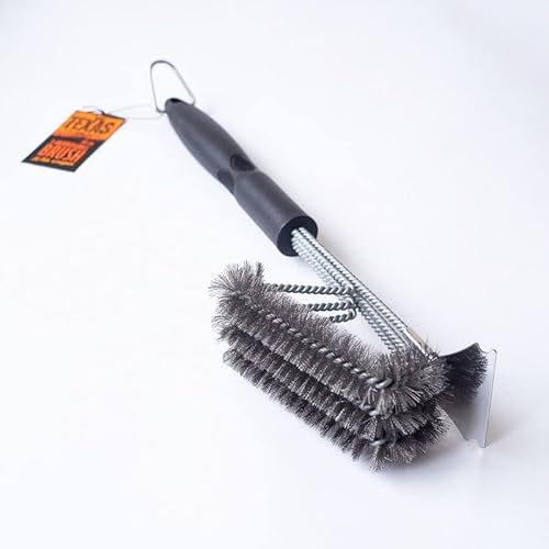 Texas Club Barbeque Bristle Brush with Metal Scraper | Durable 3-Headed Easy Cleaning Tool | Practical Dirt Remover Kit for BBQ Grills, 44 cm