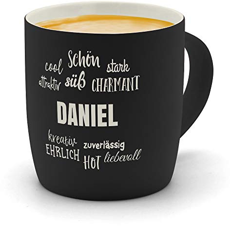 printplanet - Kaffeebecher mit Namen Daniel graviert - SoftTouch Tasse mit Gravur Design Positive Eigenschaften - Matt-gummierte Oberfläche - Farbe Schwarz