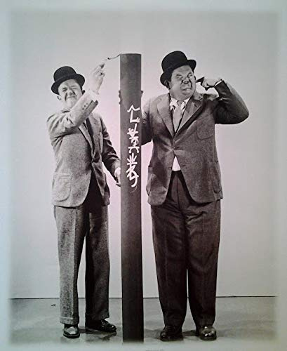 Stan Laurel, Oliver Hardy: Gagfoto mit Böller (1929) | Filmplakat, Poster [50 x 61 cm]