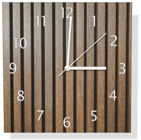 Wallario Design Wanduhr Holzlamellen in Braun aus Aluverbund, Alu-Uhr Größe 30 x 30 cm, weiße Zeiger mit Metalloptik
