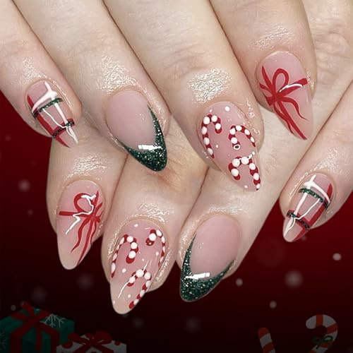 BelleFlair 24 Stück Press on Nails Weihnachten, Mittellange Mandel Künstliche Fingernägel zum Aufkleben mit Geschenkdesign, Grüne Glitzer Weihnachtsnägel für Frauen Winter Feiertage Maniküre.