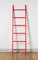 Kleiderleiter | Handtuchleiter volllackiert in Rot | 171 x 47 x 5,5 cm | 6 Sprossen | Ablage im Bad & Schlafzimmer | vollständig aufgebaut | Handarbeit aus Deutschland
