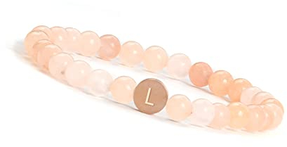 GD GOOD.designs Armband mit Buchstaben L I Personalisiertes Damen Perlenarmband mit Sonnenstein Natursteinperlen und 18K rosé vergoldeter Buchstabenperle - Valentinstag - Geschenk für Sie