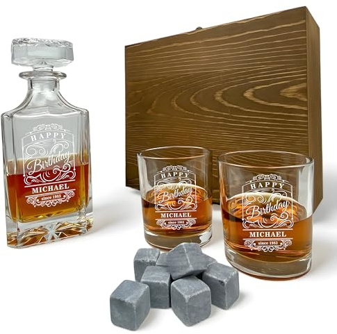 Whisky Geschenk Set Karaffe 700 ml und Gläser mit Gravur verschiedene Motive personalisiert Holzbox Whiskey Glas Dekanter (Motiv 2: Birthday, Box mit 1 Karaffe, 2 Gläsern und 8 Whisky-Steinen)