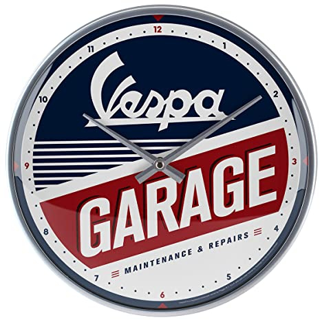 Nostalgic-Art 51090 Retro Wanduhr Vespa – Garage – Geschenk-Idee für Roller-Fans, Große Küchenuhr, Vintage-Design zur Dekoration, Ø 31 cm