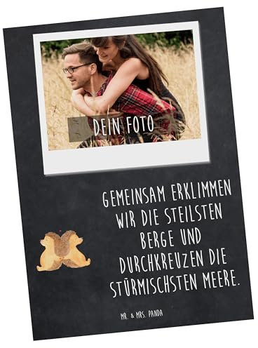 Mr. & Mrs. Panda Personalisierte Foto Postkarte Igel händchenhaltend - Geschenk, Händchen halten, Love, Freund, Heiraten, Verlobung, Liebesbeweis,
