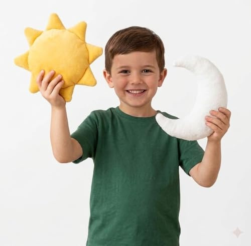 Tomatoys Sonne und Mond Kuscheltier Set (2 Stuck) - Weiches Mond Kuscheltier und Sonne Kissen 30 cm - Flauschige Pluschfiguren - Deko - Geschenk zum Geburtstag