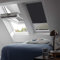 Orignal VELUX Verdunkelungsrollo DKL S08 3009S / Bedienart : Manuell / Farbe : Uni Schwarz / Fenstergröße : S08 / Fenstertypen : GGU, GPU, GHU, GTU, GXU, GGL, GPL, GHL, GTL, GXL