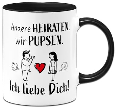 Tassenbrennerei Tasse - Andere heiraten, wir pupsen. Ich liebe Dich! - Liebestasse lustig mit Spruch - Geschenk für Freund, Freundin - Männer & Frauen zum Jahrestag, Valentinstag (Schwarz)