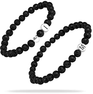 Milosa Partnerarmband 2er Set aus Lavagesteinperlen mit Buchstabenperle | Partnerarmbänder 'VOLCANO' | Partner Geschenke Armbänder 2 Stück