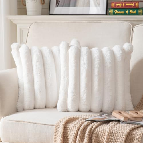 Joyouth Kunstpelz Plüsch Kissenbezüge 2er Set - Luxuriöser dekorativer flauschig gestreifter weicher gemütlicher Kissenbezug für Couch, Sofa, Wohnzimmer 45x45 Cremeweiß