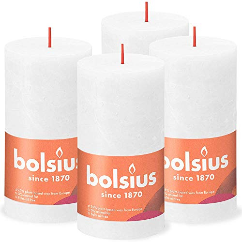 Bolsius Rustik Stumpenkerzen - Weiß - Set 4 Stück - Länge Brenndauer 60 Stunden - Unparfümierte - Natürliches Pflanzenwachs - Ohne Palmöl - 13 x 7 cm
