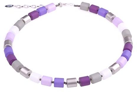 Adi-Modeschmuck Damenkette “Bärbel” aus Polaris- und lackierten Acrylzylindern, violett mit silbernen Akzenten. Handgefertigt in Berlin.