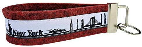 Schlüsselanhänger Schlüsselband Wollfilz schwarz rot Webband New York Skyline schwarz weiss Geschenk