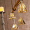 hellum LED Echtglas-Lichterkette Pyramiden-form, Dekoration, 6 warmweiße LEDs, 150 cm Lichtlänge, Kabelfarbe transparent, Indoor, batteriebetrieben (2 x AA), 564037