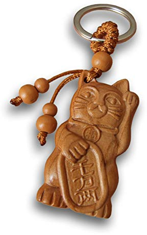 LivelyBuy Lucky Cat Keyring Maneki Neko Fortune Wooden Engraving Animal Keychain Talisman