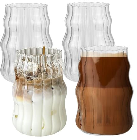 Shnmin 4 Pièce Verres à Thé Ondulés, Tasses en Verre Nervuré, Verres à Boissons en Forme de Vague, Tasse en Verre à Rayures Verticales, pour Thé, Café, Eau, Vin, Lait, Crème Glacée, Coupes à Dessert