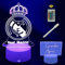 Cool&Cute R Madrid LED-Nachttischlampe mit 2 Bildschirmen und 16 Lichtfarben - Real Madrid Geschenke - Nachtlicht - Fußballsachen für Kinder - Wappenlampe Madrid