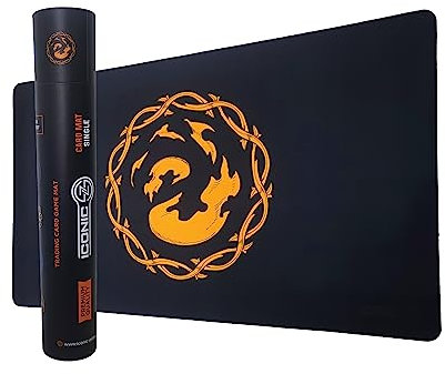 ICONIC - PRO PC GEAR Solo Trading Card Game Mat | 61 x 35,6 cm | Tragrohr im Lieferumfang enthalten | rutschfeste Unterseite