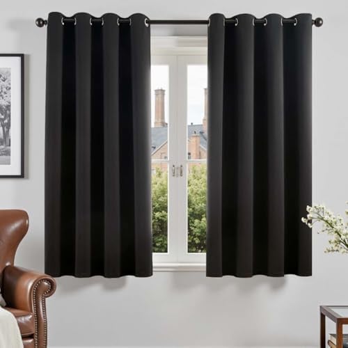 Vangao Verdunklungsvorhänge mit Ösen Blickdicht H145xB140cm 2er Set Schwarz | Vorhang Verdunkelung für Wohnzimmer Schlafzimmer Küche Kinderzimmer Fenster Gardinen Kurz 145 cm lang Black Blackout Curtains