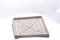 Soucoupe carrée en résine 70 cm. Greystone