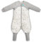 Love To Dream Schlafsack mit Füßen, 6-12 Monate, integrierte Steppdecke für kühle Temperaturen (16-20°C), statt Bettdecke, Schlafanzug Baby Winter, Babyschlafsack, Weiß