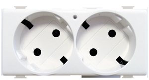 Bticino matix - Base schuko doble 2 polos+tierra 10/16a matix