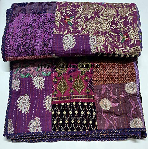 Handgefertigter Vintage-Seiden-Überwurf mit Sari, Patchwork, Khambhadiya, Kantha, Quilten, Stickerei, Kantha-Steppdecke, wendbar, Kantha-Steppdecke, 228 x 274 cm