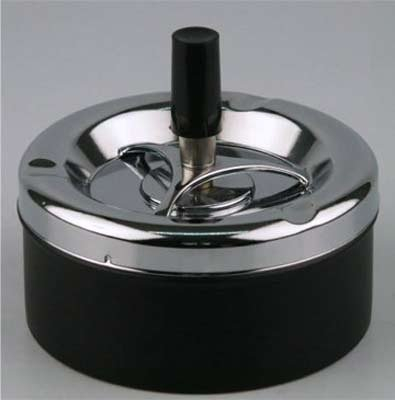 Schöner moderner Drehaschenbecher, Windaschenbecher,Metall Chrom/Schwarz ca. 11cm !
