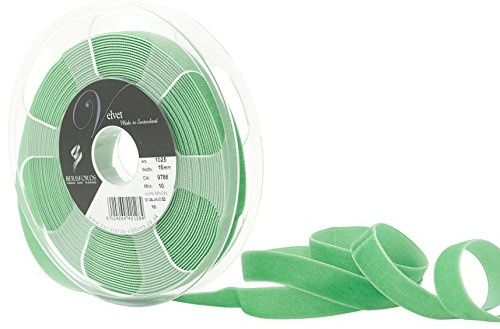 Berisfords Velvet Ribbon Laitue 16mm - Nylon Craft Ribbon for Sewing, Gift Wrapping and Hair Accessories