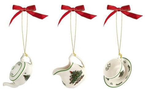 Spode - Christmas Tree Collection - 3 pieces - Teapot: 6.3 x 3.2 x 3.8 cm, Cream Bowl: 6.3 x 4 x 5.8 cm, Tea Cup and Saucer 6.3 x 6.3 x 2.8 cm