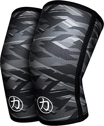 Strength Shop 7mm Neopren Kniebandage für Damen & Männer, 1 Paar (XXL), Farbe: Camouflage, extrem reißfeste & belastbare IPF Wettkampf Knee Sleeves, ideal für Powerlifting, Kraftsport & Co.