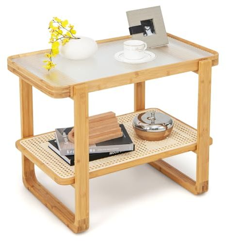 COSTWAY Table d’Appoint avec Étagère en Rotin PE, Bout de Canapé en Bambou avec Plateau en Verre Trempé, Bohême, Petite Table d’Appoint Salon, 70,5 x 44,5 x 54,5 cm