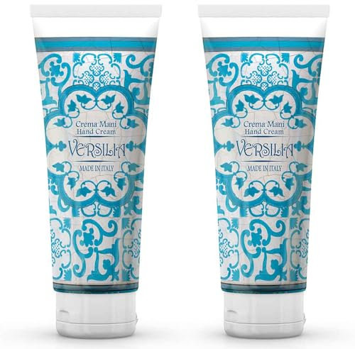 2x Le Maioliche - VERSILIA - CREMA MANI 100 ml - MADE IN ITALY - Note di Pesca Bianca, Violetta, Vaniglia, Melone, Pera, Bergamotto, Mandarino Dolce + OMAGGIO 2 Tisane Funzionali Viropa