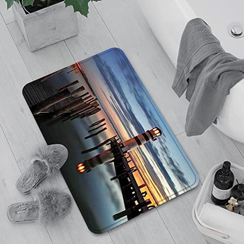 Badematte rutschfest, Badteppich für Badezimmer,Leuchtturm Dekor, ruhige Abenddämmerung in der Bucht mit Leuchtturm und Holzsteg Reflex,Waschbar Badezimmerteppich für Wohnzimmer Schlafzimmer 60x100 cm