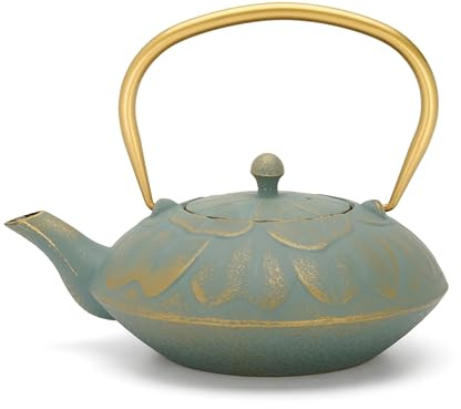 Blaue Gusskanne 1.3 Liter Induktion - große asiatische Teekanne mit goldfarbenen Henkel & Edelstahl Tee-Filter Sieb-Einsatz - ideal für lose Teesorten