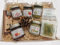 Cesto Regalo | Box Siciliano | Selezione Prodotti Siciliani Gourmet | 7 Pezzi | | Pesto di Pistacchio | Caponata | Vino Syrah Siciliano - Cioccolato di Modica IGP - Le Tre Castagne dell'Etna