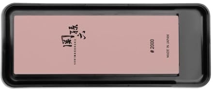 Kai La pietra per affilare Seki Magoroku ha una grana 2000 di colore rosa, lunghezza 23,8 x 9,3 x 5 cm, AP-0331