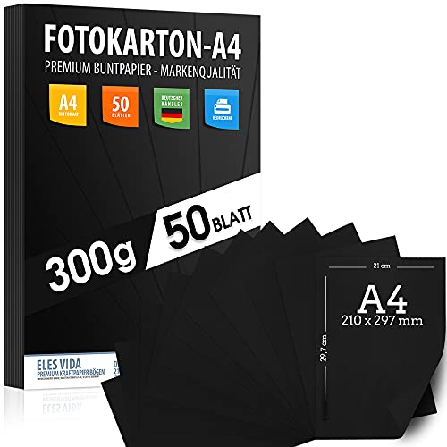 50 Blatt SCHWARZER Bastelkarton 300g/m² – PREMIUM PAPIER Tiefschwarz - DIN A4-21 x 29,7 cm - Fotografen Schwarz unbedruckt für Fotografie, Präsentationen, Basteln, FOTOKARTON, Karton - MADE IN GERMANY