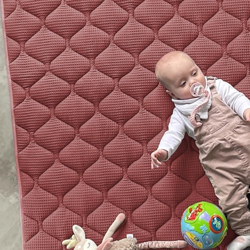 Sanosoft® Krabbeldecke - rutsch- & wasserfest - Öko Tex & Made in Germany 120x120cm Rostrot
