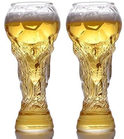 Pasdrucn 2Stück WM-Bierglas 2022, 450 Ml Fußball WM Pokal Form Bierglas, Lustiger Kreative Fußballkrüge, Fußballspiel-Kristall-Weltmeisterschaft Für Party-Bar-Zubehör Und Fußballliebhaber