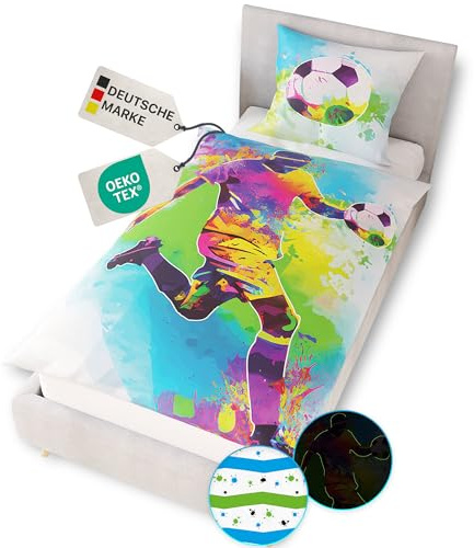 NYVI Renforce Kinderbettwäsche Glow in The Dark aus 100% Baumwolle - Vorderseite Leuchtend, mit Wendemuster, Reißverschluss, Oeko-TEX 100-135x200 cm Fußball