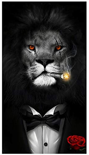 HYFBH Classique Noir Sauvage Lion dans Un Costume Toile Peinture Mur Art Animal Gentleman Lion Affiches Impressions sur Toile Photo Décor À La Maison 28x47 Pouces (70x120 cm) sans Cadre