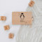 wunderwunsch - Personalisiertes Holzbrett mit präziser Gravur für Kinder - Personalisiertes Frühstücksbrettchen - Niedliche Motiv-Brettchen mit Namen (Pinguin + Löffel)
