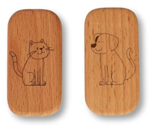Waya - zwei Kindernagelbürsten mit Hund und Katze - Nagelpflege für Kinder - zwei kleine Nagelbürsten aus Holz mit Motiv - für saubere Fingernägel - Kinderhygiene