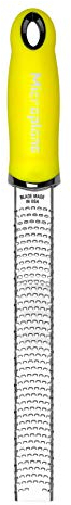 Microplane Râpe à zesteur en couleur Néon-Jaune pour agrumes, parmesan, gingembre, chocolat et noix de muscade avec lame fine - Fabriqué aux États-Unis