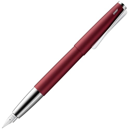 Lamy studio royalred Füller – universeller Füllfederhalter in elegantem Gehäuse aus Ganzmetall – mit propellerförmigem Clip & Stahlfeder in Strichbreite EF – inkl. Tintenpatrone T 10 blau