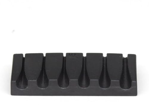 Un-Lock Nut by Graph Tech Slotted (#3/#4) - 10 radius PU-6518-00