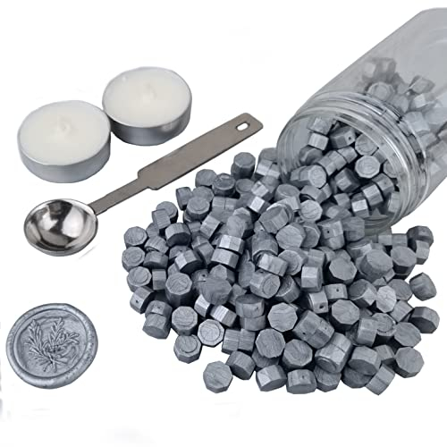 Wachsperlen zum Versiegeln, AMTOL 300 Stück Wachsperlen zum Versiegeln mit 2 Stück weißen Kerzen und 1 Stück Wachsschmelzlöffel, ideal für Hochzeitseinladungen, Karten, Umschläge (Silber)