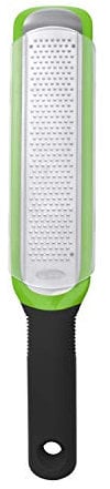 OXO Good Grips Râpe zesteur – Zesteur pour citrons et agrumes - Râpe pour citron en acier inoxydable - Ultra-fin - Vert